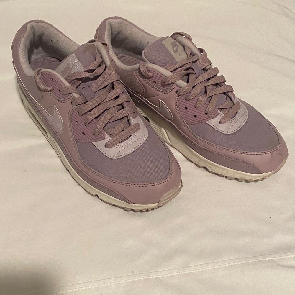 Nike Air Max 90 Plum Fog Athletic Shoes Womens Size 9.5